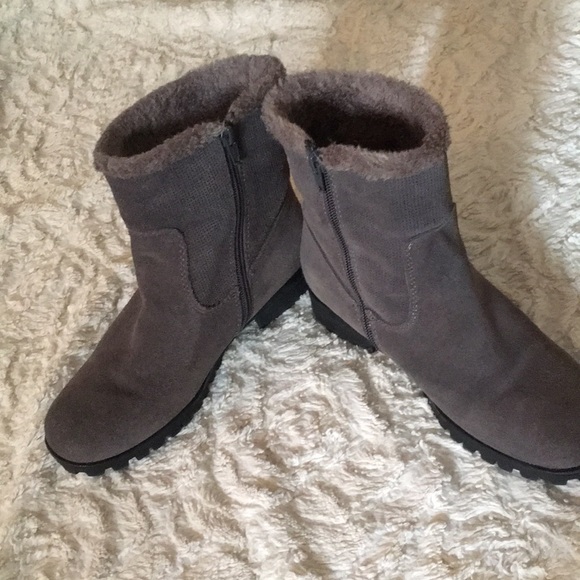 BareTraps Shoes - Suede bootie